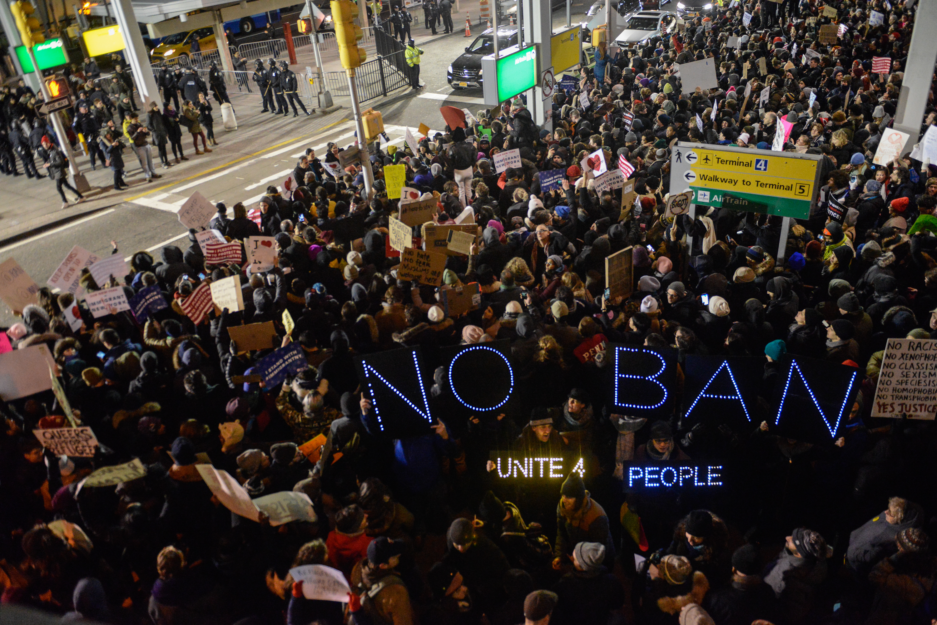 A Letter to the Students of YU About the Immigration Crisis A Letter to the Students of YU About the Immigration Crisis