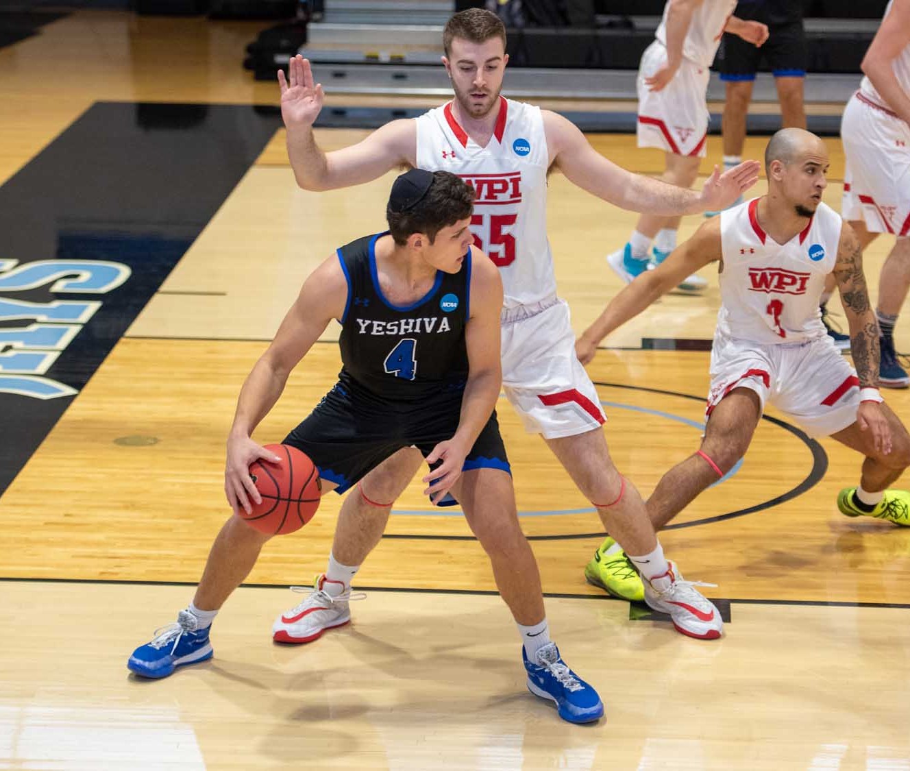 Macs Rise to Historic No. 4 In D3hoops Ranking and Extend Win Streak to 35