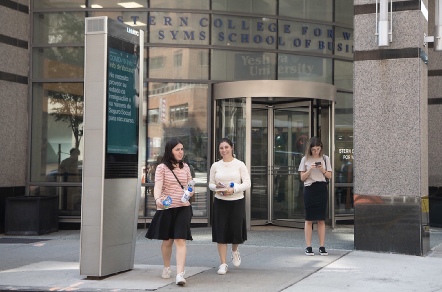 About 180 Students Join First Coed Shabbaton on Beren Campus Since Pandemic Began About 180 Students Join First Coed Shabbaton on Beren Campus Since Pandemic Began