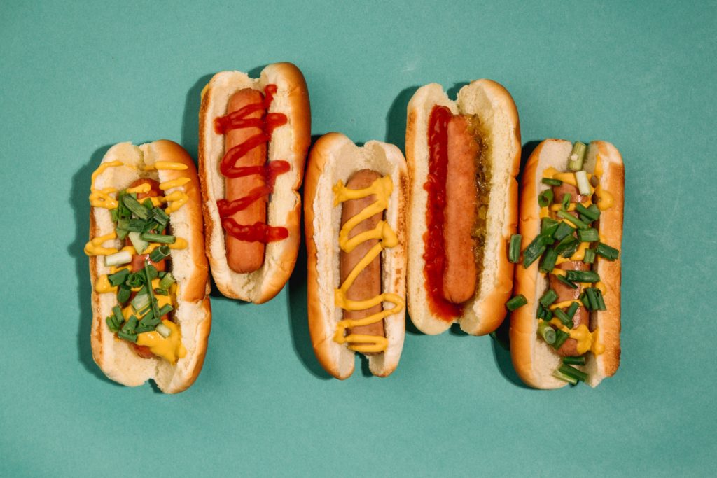 Montagem do nosso hot Dog prensado #food #hotdog #hotdogchallenge #fa