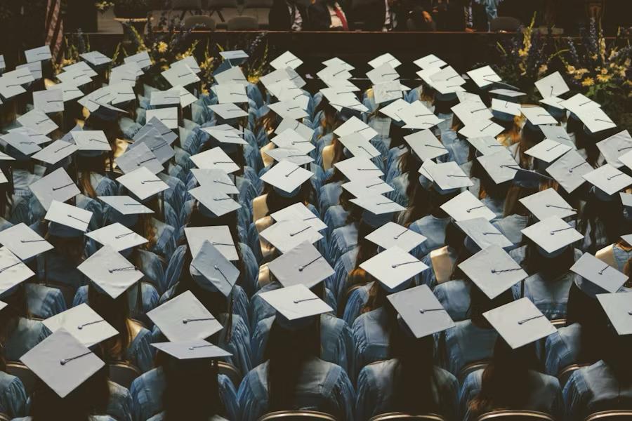 We Asked Y(O)U Answered: What Advice Would You Give to FTOCs and Freshmen?